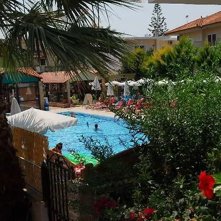 Lejlighedshotel Tom & John Center Tsilivi (Zakynthos)
