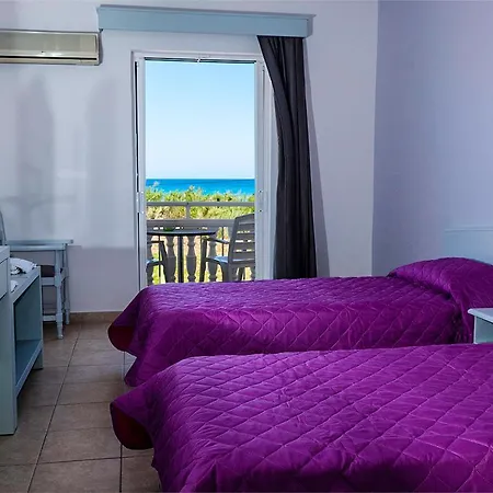 Tom & John Center 3* Tsilivi (Zakynthos)