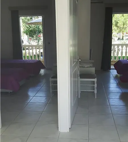 Tom & John Center Lägenhetshotell