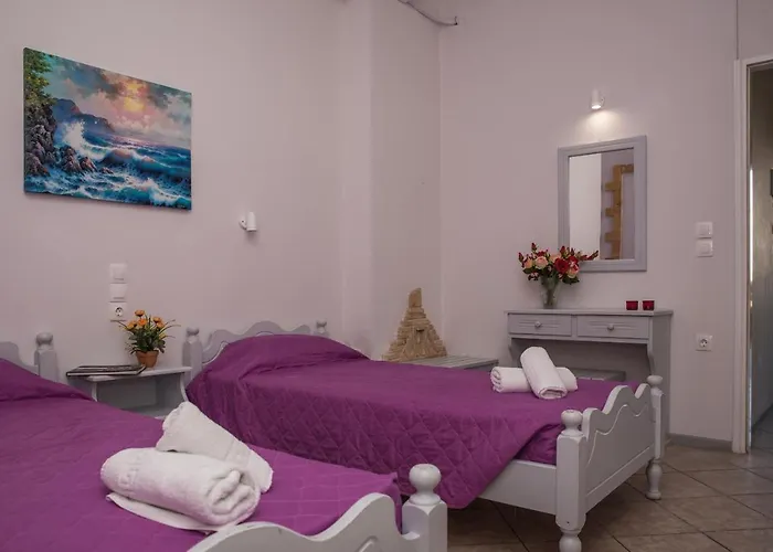 Lägenhetshotell Tom & John Center 3*