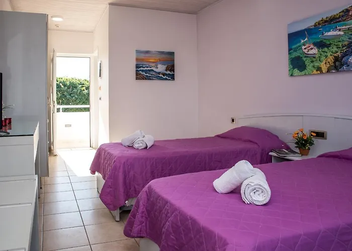 Tom & John Center 3* Tsilivi (Zakynthos)