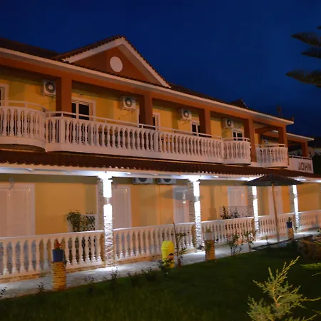 Apart Otel Tom & John Center