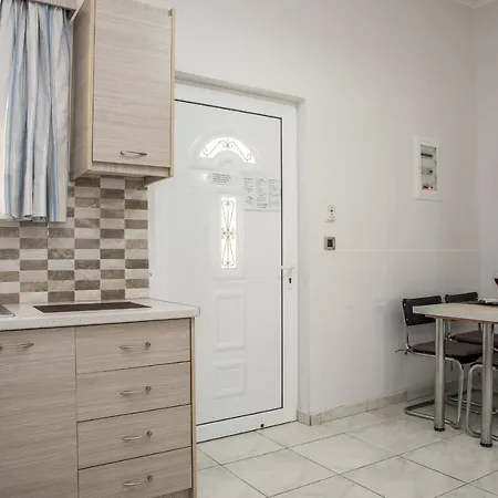 Tom & John Center Tsilivi (Zakynthos)